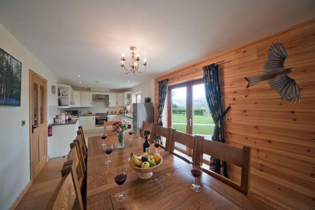 Beech Tree Eco Lodge Brecon Exterior photo